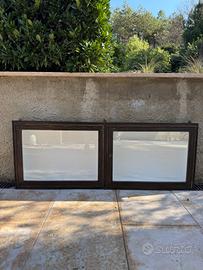 Bacheca in legno e vetro