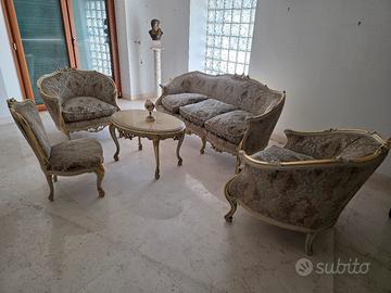 Salotto in stile Luigi XV