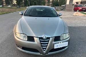 Alfa Romeo GT 1.9 JTDM 16V Distinctive