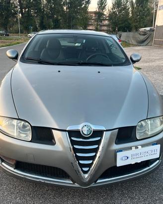 Alfa Romeo GT 1.9 JTDM 16V Distinctive