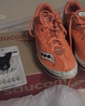 Scarpe chiodate