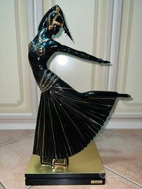 Statua Lebore donna che danza