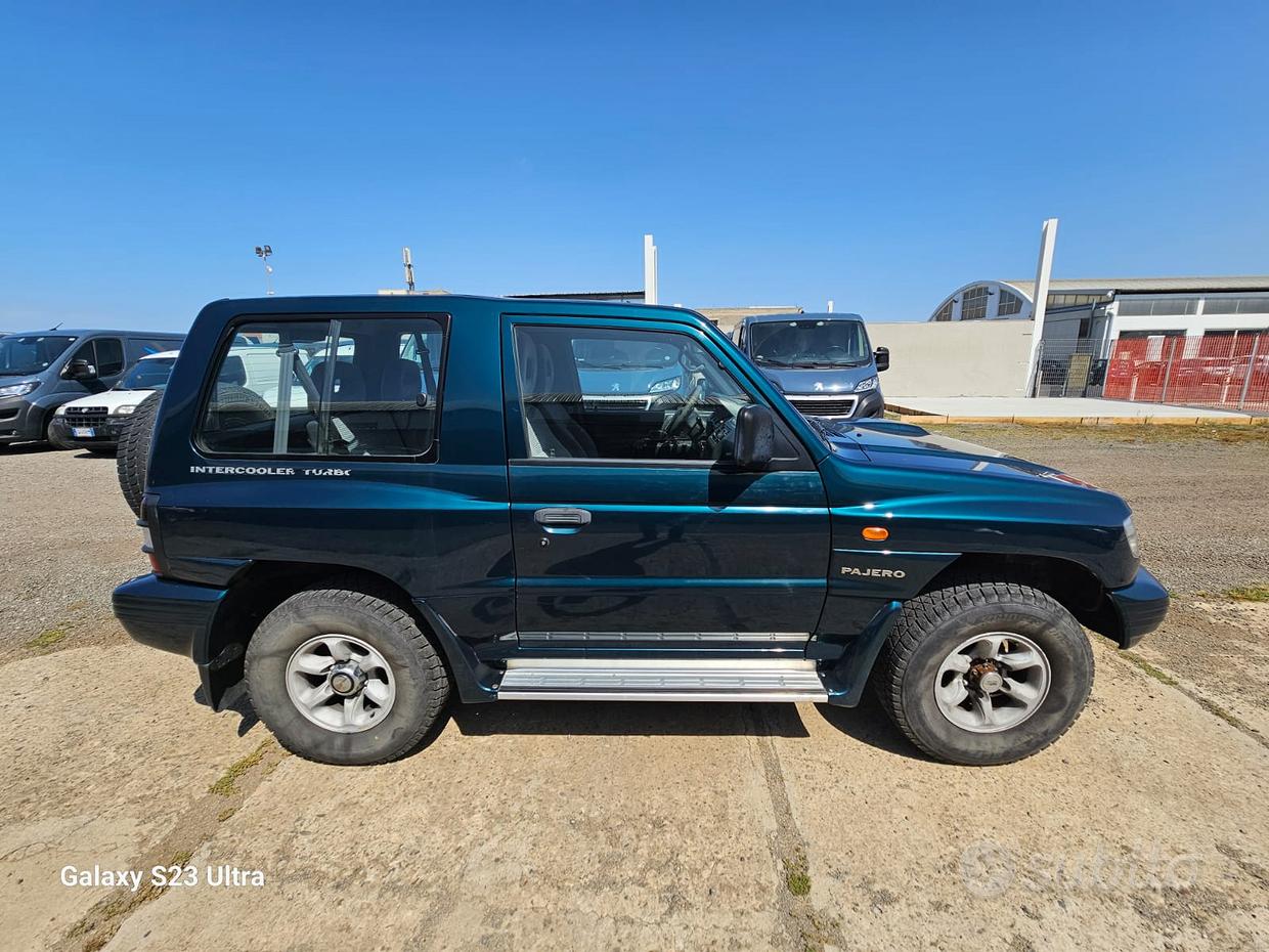 MITSUBISHI Pajero (2000-2007)