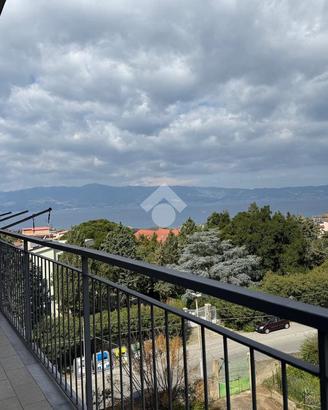 3 LOCALI A REGGIO DI CALABRIA