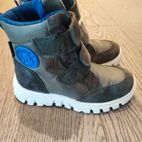 Scarpe Naturino impermeabili numero 30