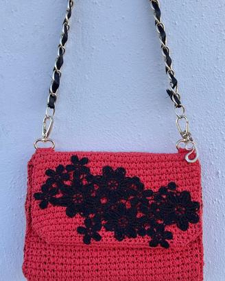 Borsa artigianale uncinetto con fiori di pizzo