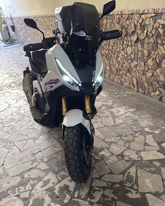 Honda xadv 750 special edition