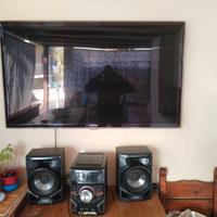 Tv 55 pollici + impianto stereo collegato alla tv
