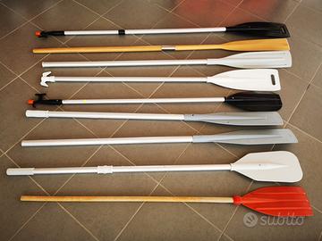 Pagaie, remi in legno, mezzo marinaio