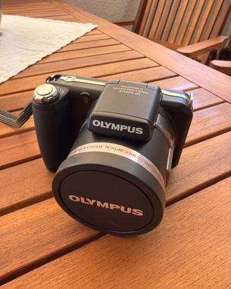 Fotocamera digitale Olympus Sp 800 UZ con custodia