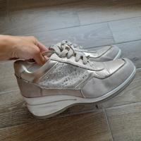 Sneakers beige 