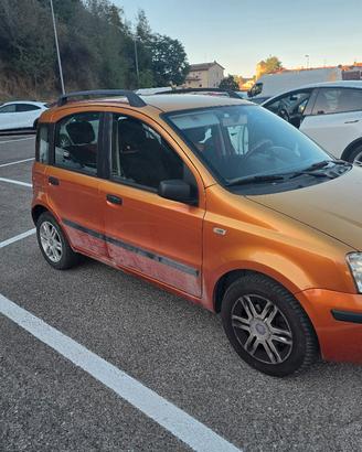 Fiat panda 2009 arancio metallizzato con cerchi in