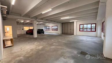 Immobile di 500 m² a Fornovo San Giovanni