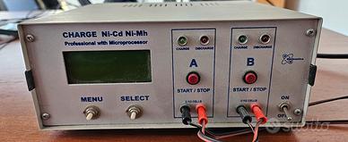 CARICA BATTERIE NI-CD  NI-MH PEG ELETTRONICA