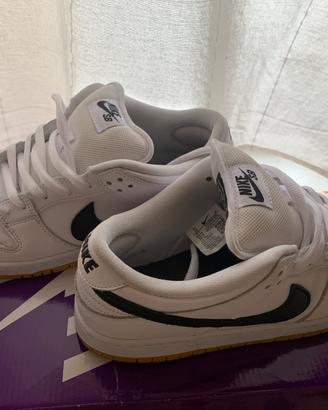 Nike dunk sb low bianche