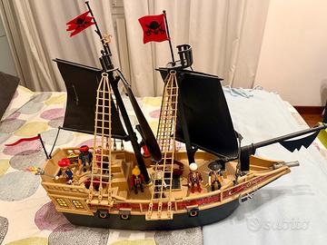 Gioco Galeone dei Pirati PLAYMOBIL con personaggi