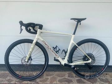 Bicicletta Gravel Megamo Silk
