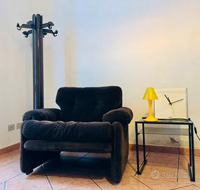 Poltrona B&B Coronado in velluto marrone