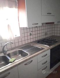 FLAMINIA SAXA RUBRA BILOCALE ARREDATO Con P.AUTO