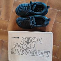 Scarpe donna pianta larga