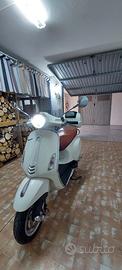 Piaggio Vespa 50 Primavera - 2017