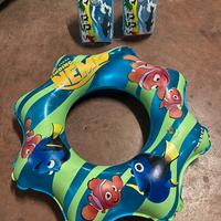 Ciambella e braccioli mare