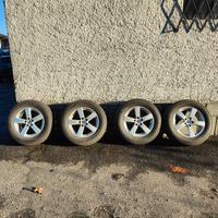 Treno gomme INVERNALI + cerchi in lega 17” – 235/6