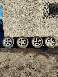 Treno gomme INVERNALI + cerchi in lega 17” – 235/6