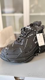 Balenciaga triple s originali nuove