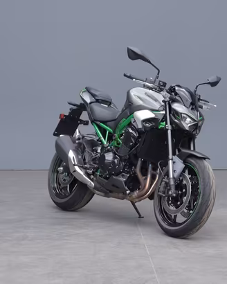 KAWASAKI Z 900