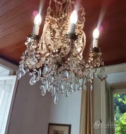 Lampadario di cristallo d'epoca