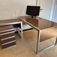 Set da ufficio scrivanie e cassettiera