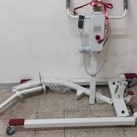 Sollevatore elettrico disabili/anziani NUOVO con i