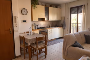 Monolocale con posto auto e balcone - Carpenedolo