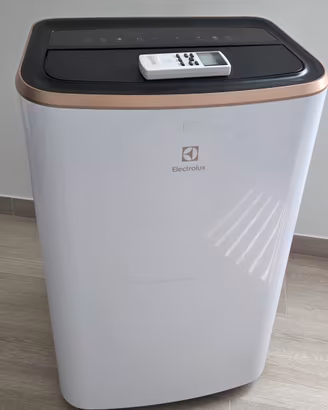 Clima portatile Electrolux  EXP26U758CW