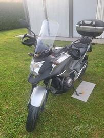 Honda NC700X DCT (Cambio Automatico) – 03- 2013