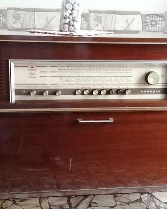 Radio Stereo Grunding 