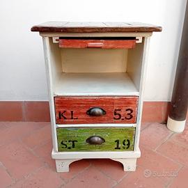 Stipetto con cassetti