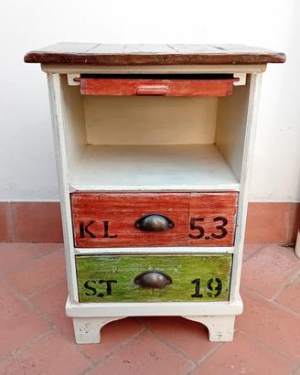 Stipetto con cassetti