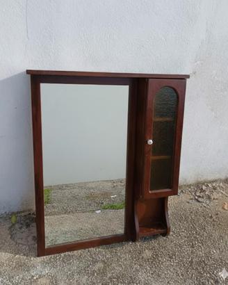 Specchio da bagno con vetrina 
