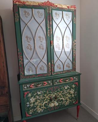 mobile legno ridipinto