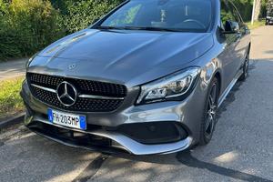 Mercedes Benz CLA 200d Pacchetto Amg