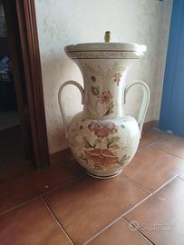 Anfora in porcellana 