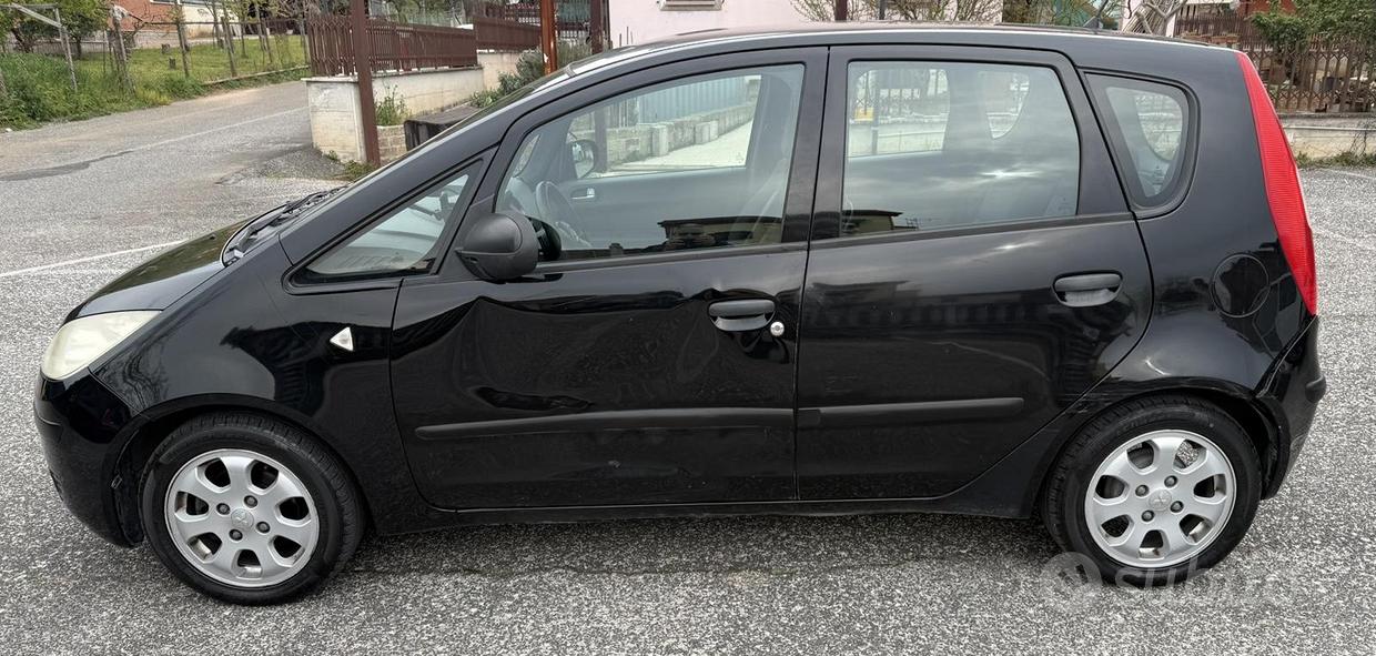 MITSUBISHI Colt 6ª serie
