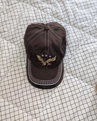Berretto marrone ricamato con aquila e stelle, US