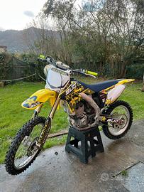 Suzuky rmz 250 cross