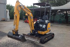 MINIESCAVATORE KATO 17 VXE