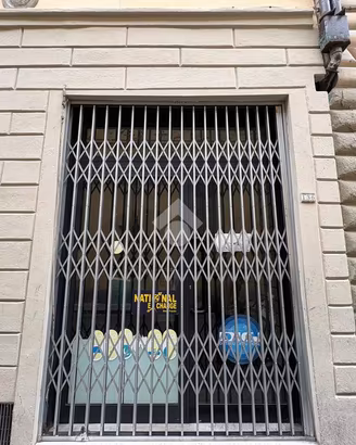 NEGOZIO A FIRENZE