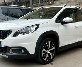 Peugeot 2008 1.6 bluehdi Allure 120 CV