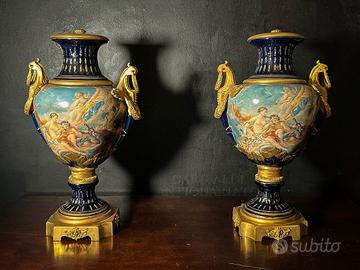 Coppia di Vasi Antichi Stile Meissen